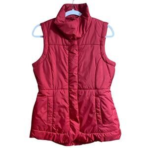 New York & Co Women’s Vest Small Red Lightweight Puffer Style Neck Cover Pockets